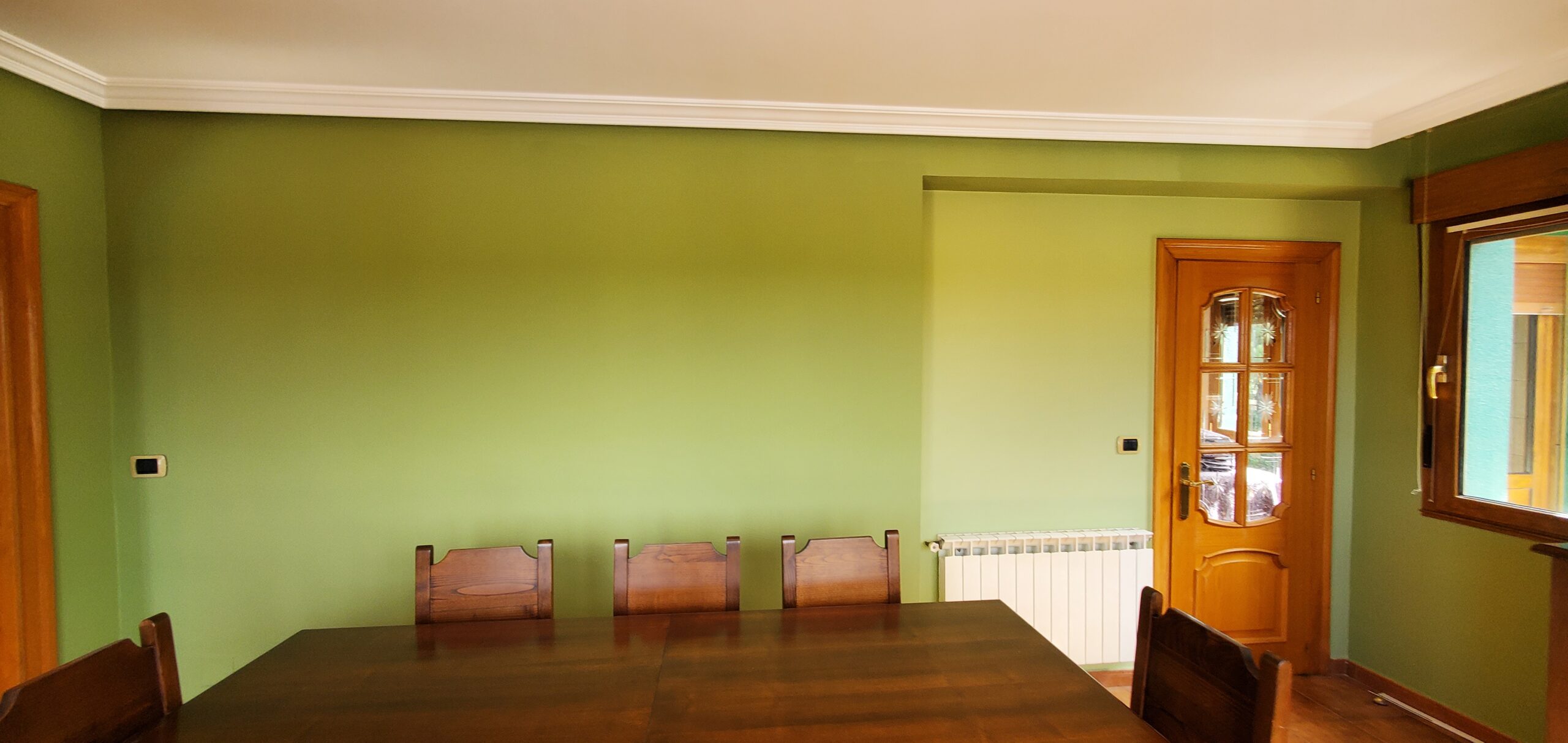 Comedor en dos colores